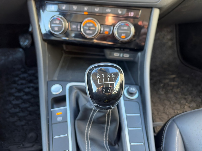 2024 Volkswagen Jetta - Gallery image 16