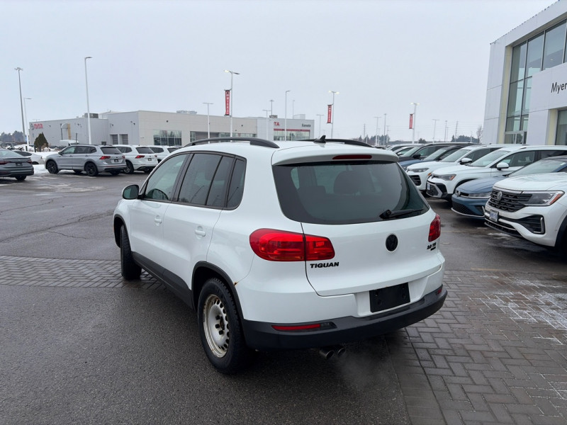 2014 Volkswagen Tiguan - Gallery image 2