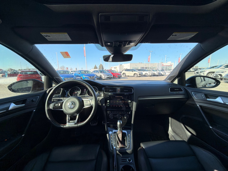 2019 Volkswagen Golf GTI - Gallery image 12