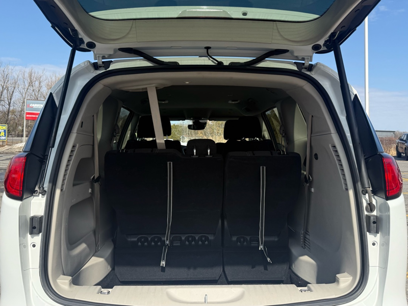2024 Chrysler Grand Caravan - Gallery image 30