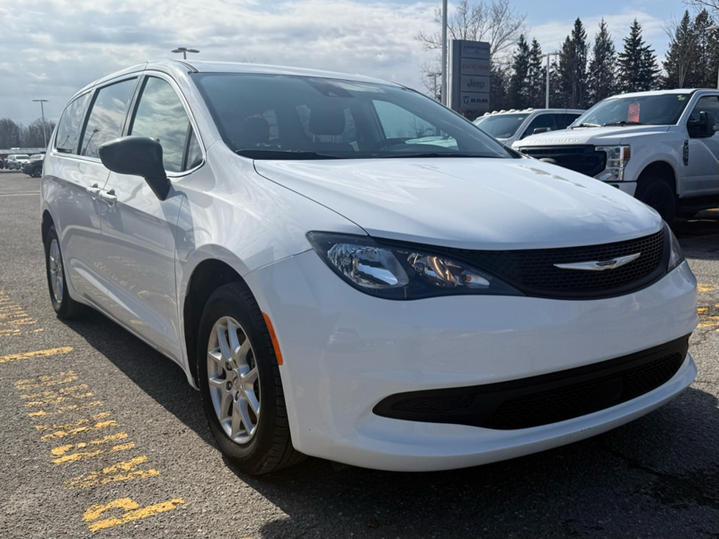 2024 Chrysler Grand Caravan - Gallery image 4