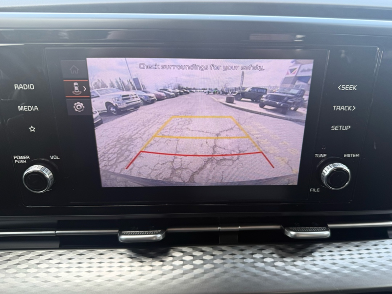 2024 Kia Carnival - Gallery image 18