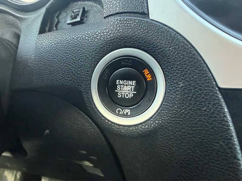 2023 Chrysler 300 - Gallery image 18