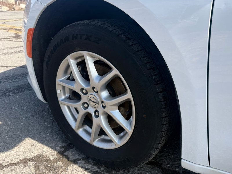 2024 Chrysler Grand Caravan - Gallery image 7