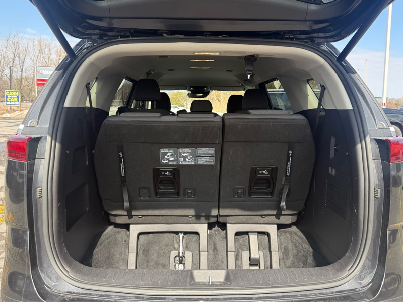 2024 Kia Carnival - Gallery image 33