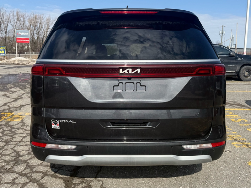 2024 Kia Carnival - Gallery image 5