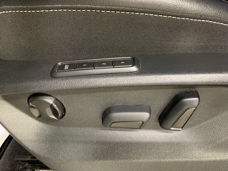 2024 Volkswagen Atlas - Gallery image 19