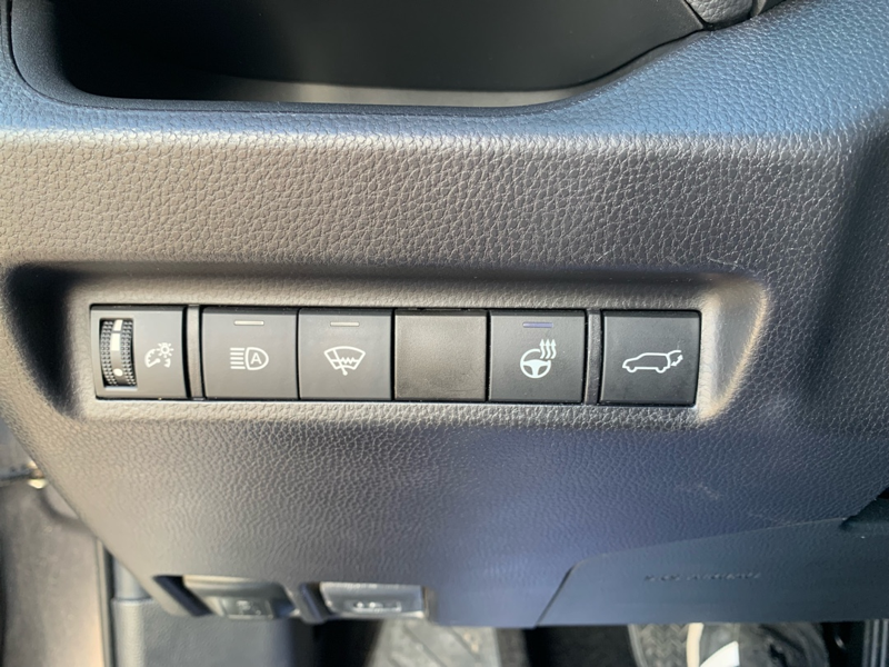 2021 Toyota RAV4 - Gallery image 18