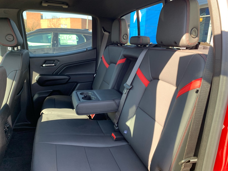 2024 Chevrolet Colorado - Gallery image 14