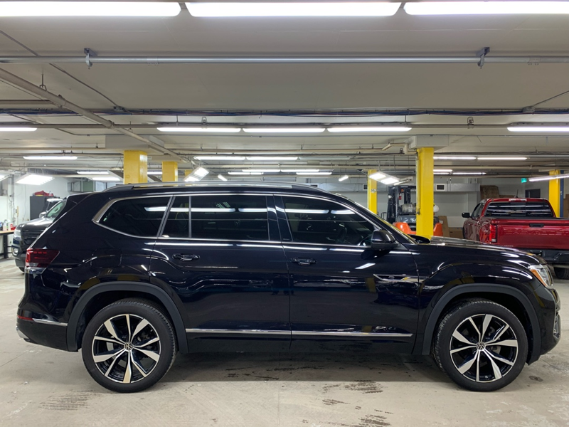 2024 Volkswagen Atlas - Gallery image 1