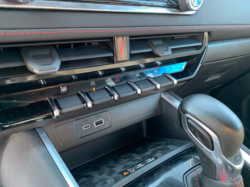 2024 Chevrolet Colorado - Gallery image 24