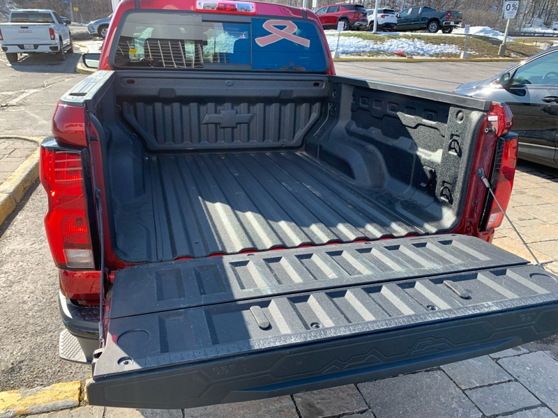 2024 Chevrolet Colorado - Gallery image 9