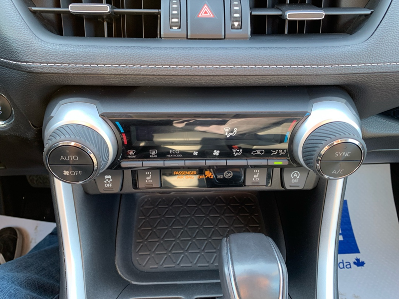 2021 Toyota RAV4 - Gallery image 24