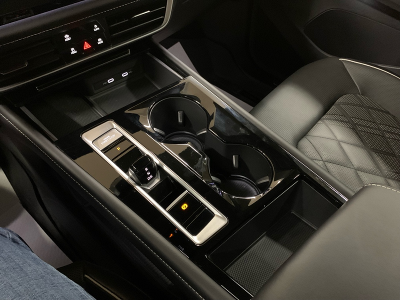 2024 Volkswagen Atlas - Gallery image 27