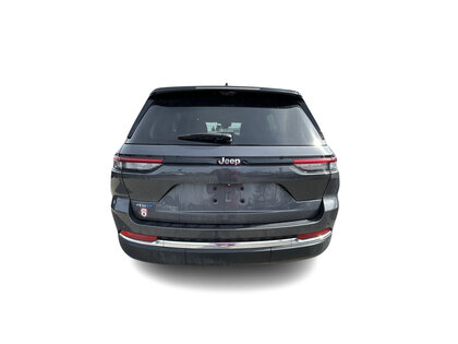 used 2022 Jeep Grand Cherokee car, priced at $41,688