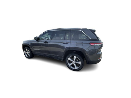 used 2022 Jeep Grand Cherokee car, priced at $41,688