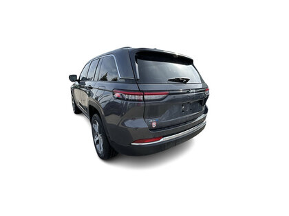 used 2022 Jeep Grand Cherokee car, priced at $41,688