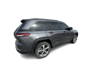 used 2022 Jeep Grand Cherokee car, priced at $41,688