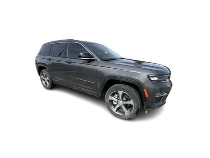used 2022 Jeep Grand Cherokee car, priced at $41,688