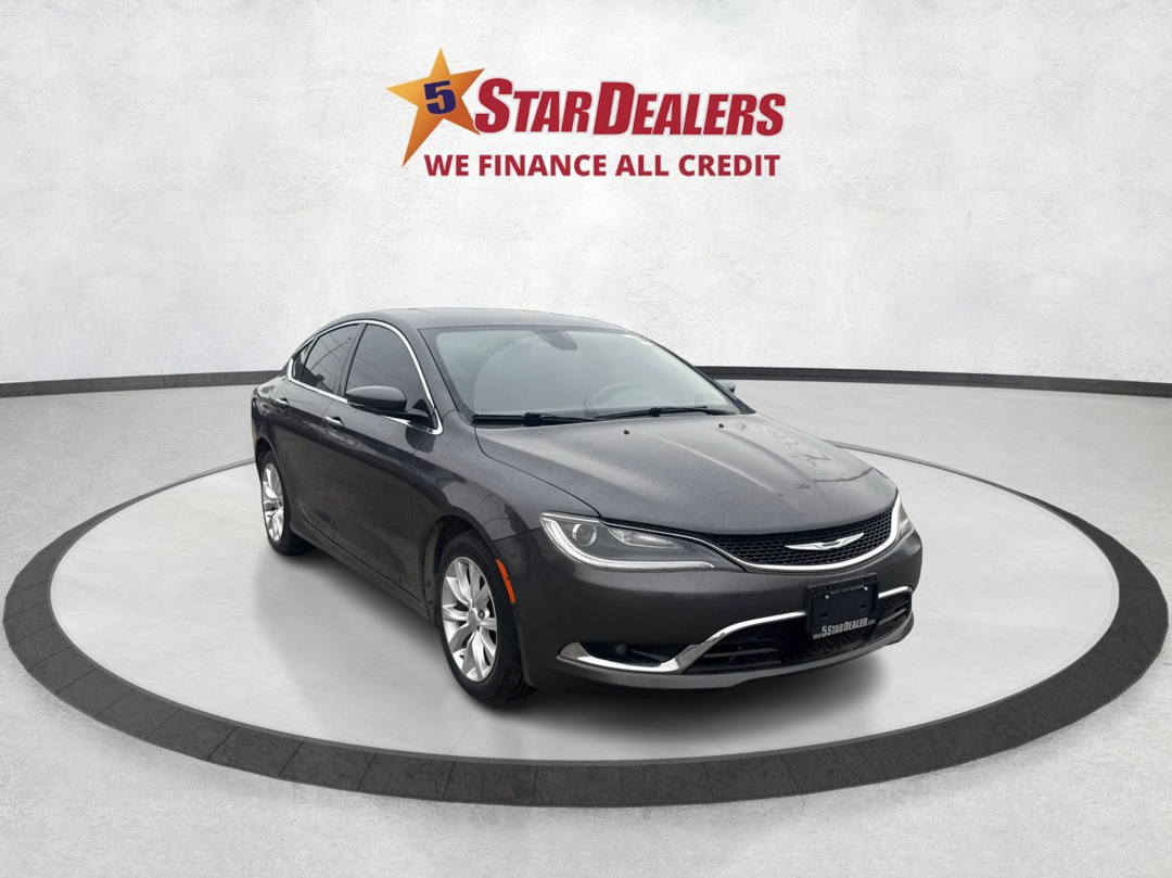 Gray 2015 Chrysler 200 C Sedan FWD Sedan Front-Wheel Drive 9-Speed Automatic