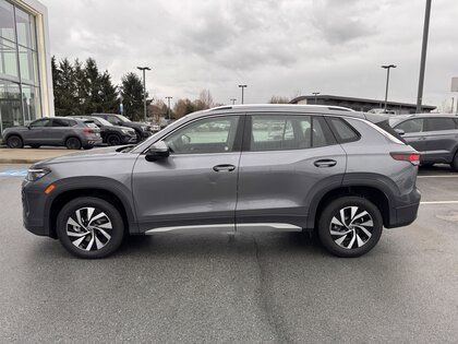 used 2025 Volkswagen Tiguan car, priced at $36,325