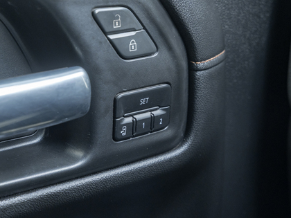 used 2021 GMC Sierra 1500 car, priced at $37,995