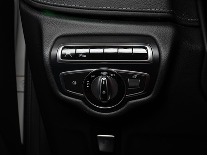 used 2021 Mercedes-Benz G-Class car, priced at $175,900