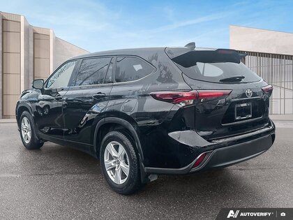used 2024 Toyota Highlander car, priced at $44,995