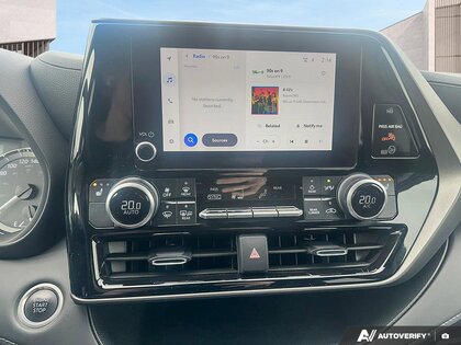 used 2024 Toyota Highlander car, priced at $44,995