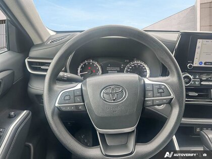 used 2024 Toyota Highlander car, priced at $44,995