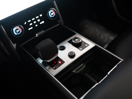 used 2022 Land Rover Range Rover car, priced at $128,900