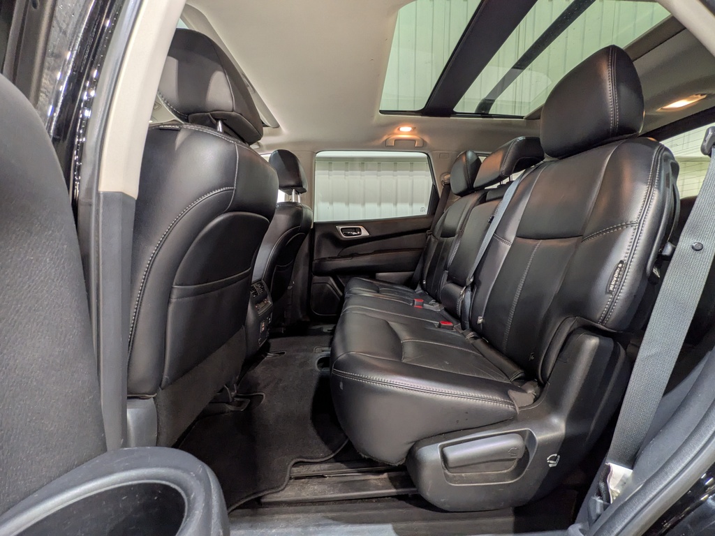 Nissan Pathfinder 2018