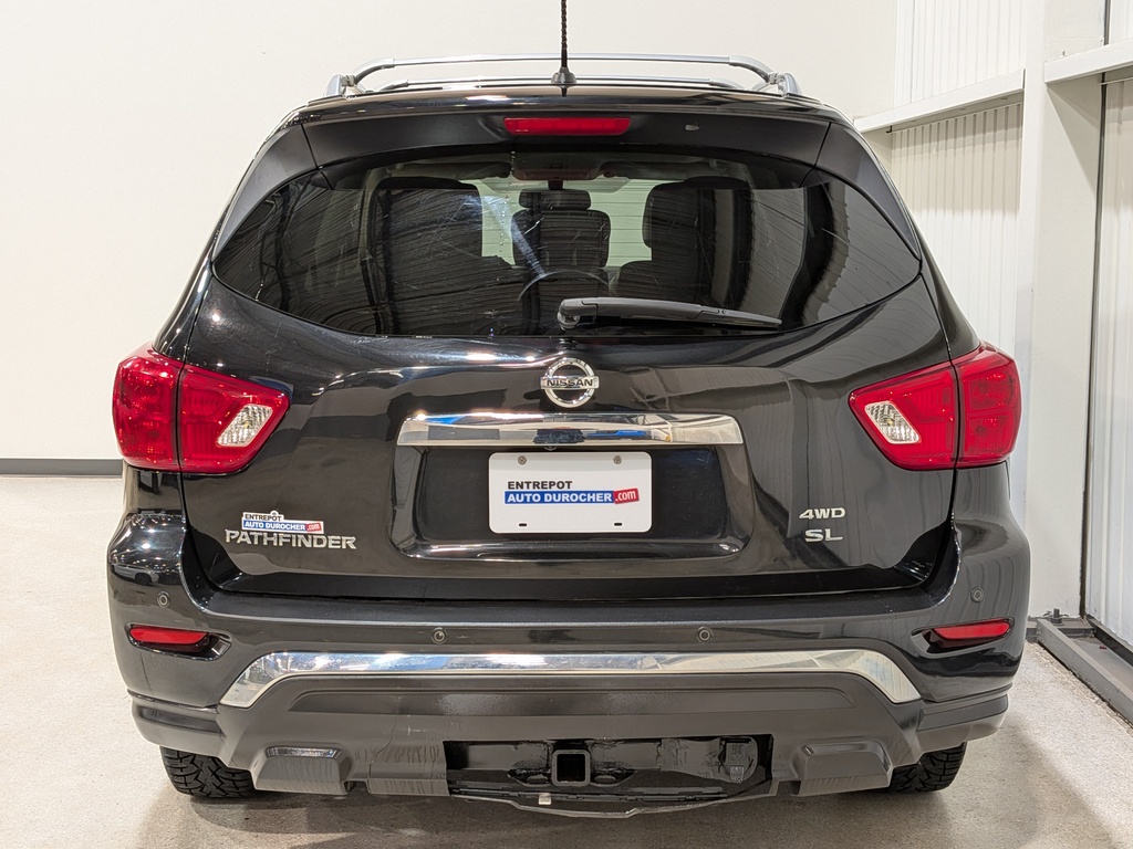 Nissan Pathfinder 2018