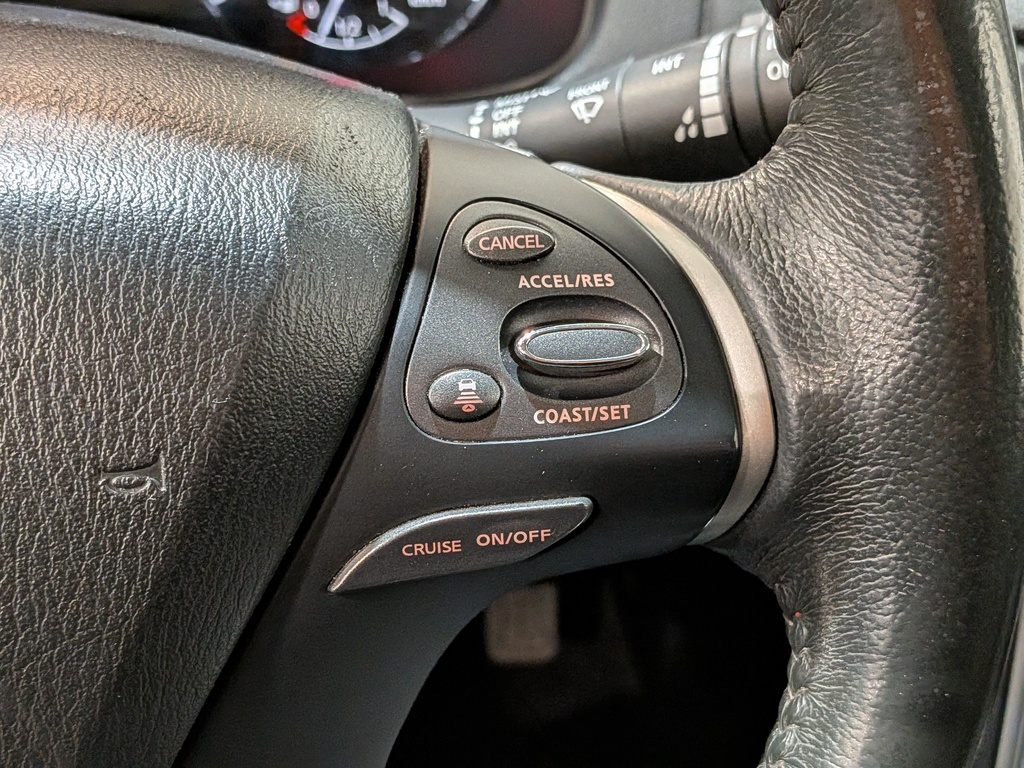 Nissan Pathfinder 2018