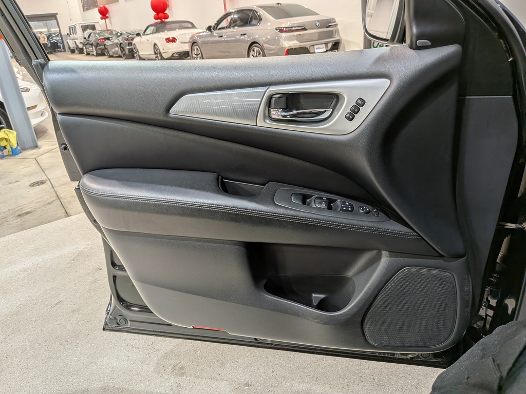 Nissan Pathfinder 2018