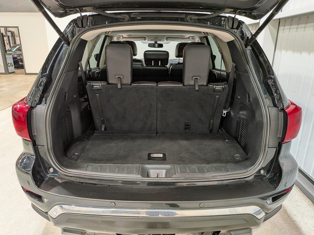 Nissan Pathfinder 2018