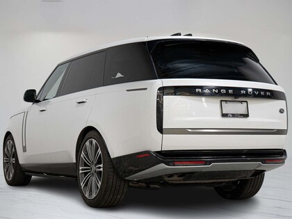 used 2022 Land Rover Range Rover car, priced at $128,900