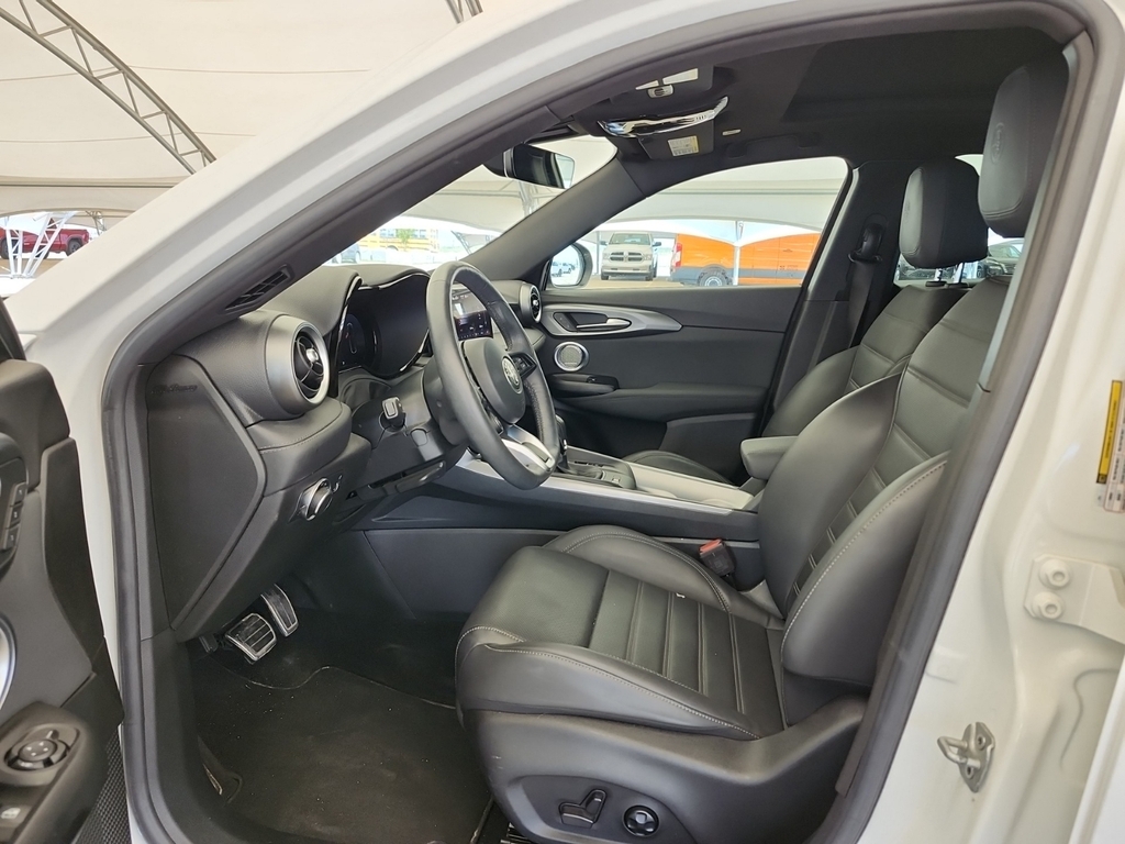 2023 Alfa Romeo Tonale Veloce, 温哥华, 全款车