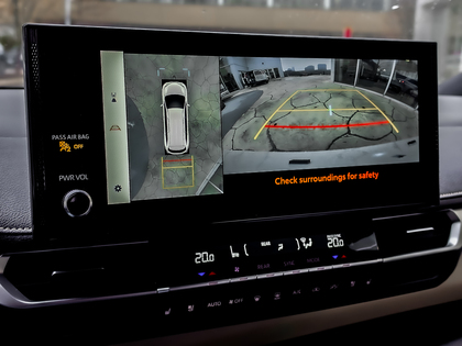 used 2026 Toyota Sienna car, priced at $84,495