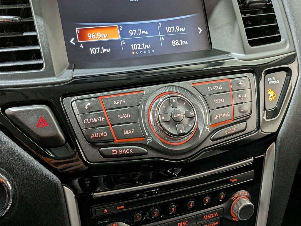 Nissan Pathfinder 2020