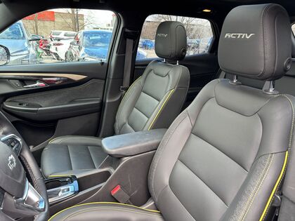 used 2025 Chevrolet TrailBlazer car, priced at $30,995