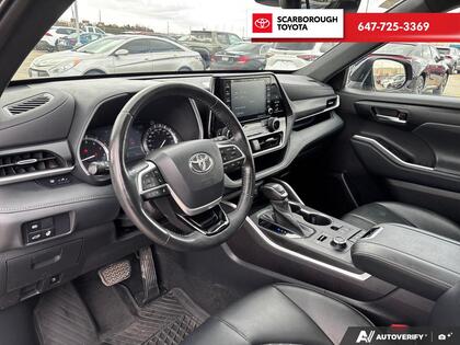 used 2022 Toyota Highlander car, priced at $43,995