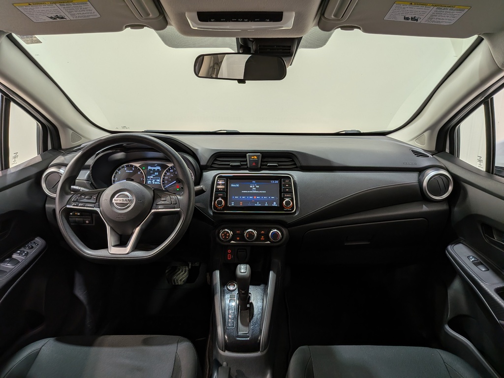 Nissan Versa 2021