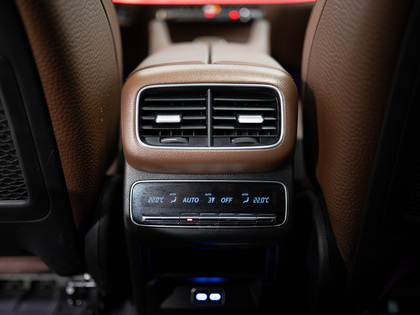 used 2024 Mercedes-Benz GLS car, priced at $91,900