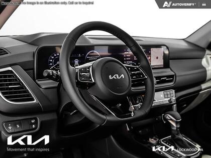 used 2025 Kia Seltos car, priced at $35,999