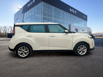 used 2024 Kia Soul car, priced at $24,095