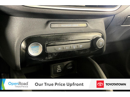 used 2025 Ford Escape car, priced at $29,998