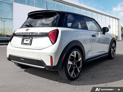 used 2025 MINI 3 Door car, priced at $38,688