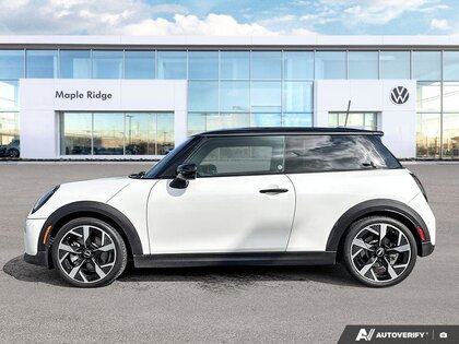 used 2025 MINI 3 Door car, priced at $38,688