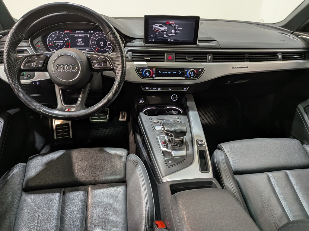 Audi A4 2019